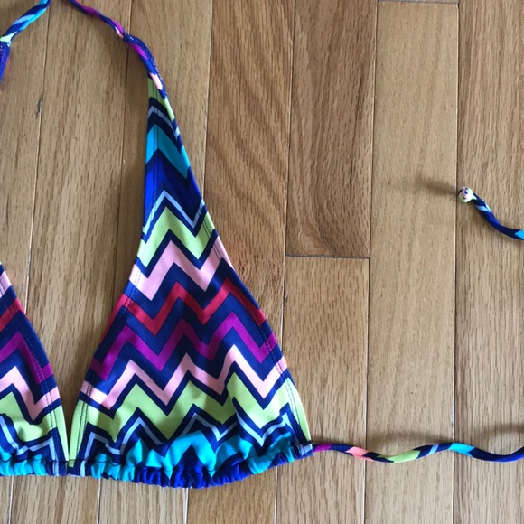Old Navy - multicolored bikini swimsuit - Picture 3 of 3